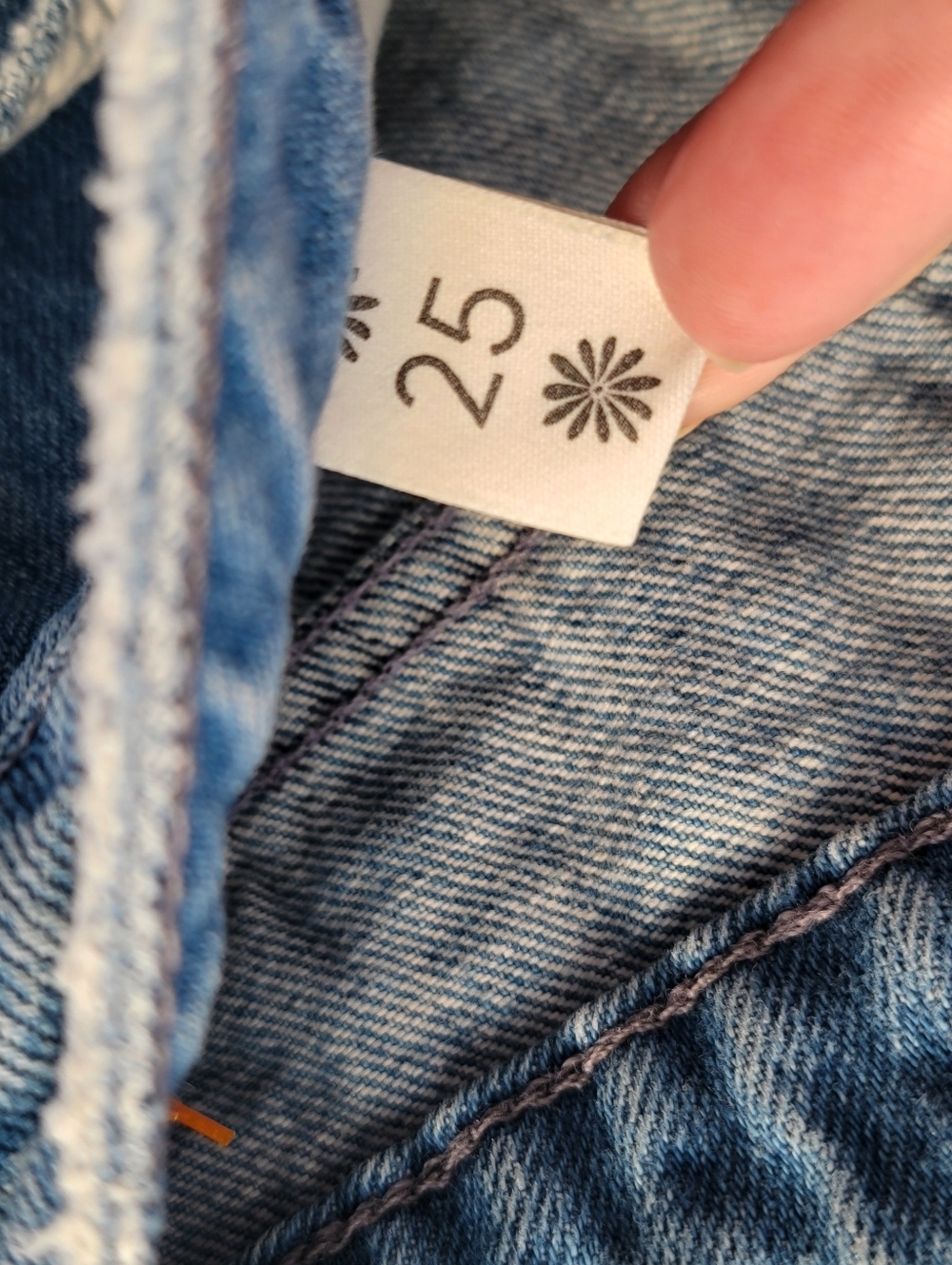 Show Me Your Mumu Blue Arizona High Waisted Shorts Size 25 Blue Rainbow Pockets - Picture 11 of 13